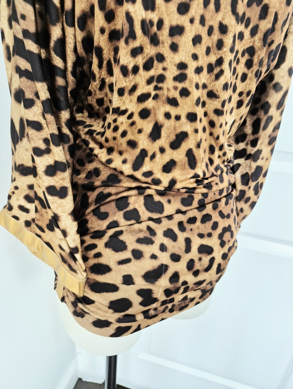 Vtg 90s D&G Leopard Rose Gold Leather Trim 3/4 Flared Slv Tunic Top Luxury Retro - Picture 5 of 11